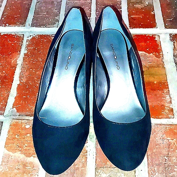 Bandolino Shoes - med heel black pumps